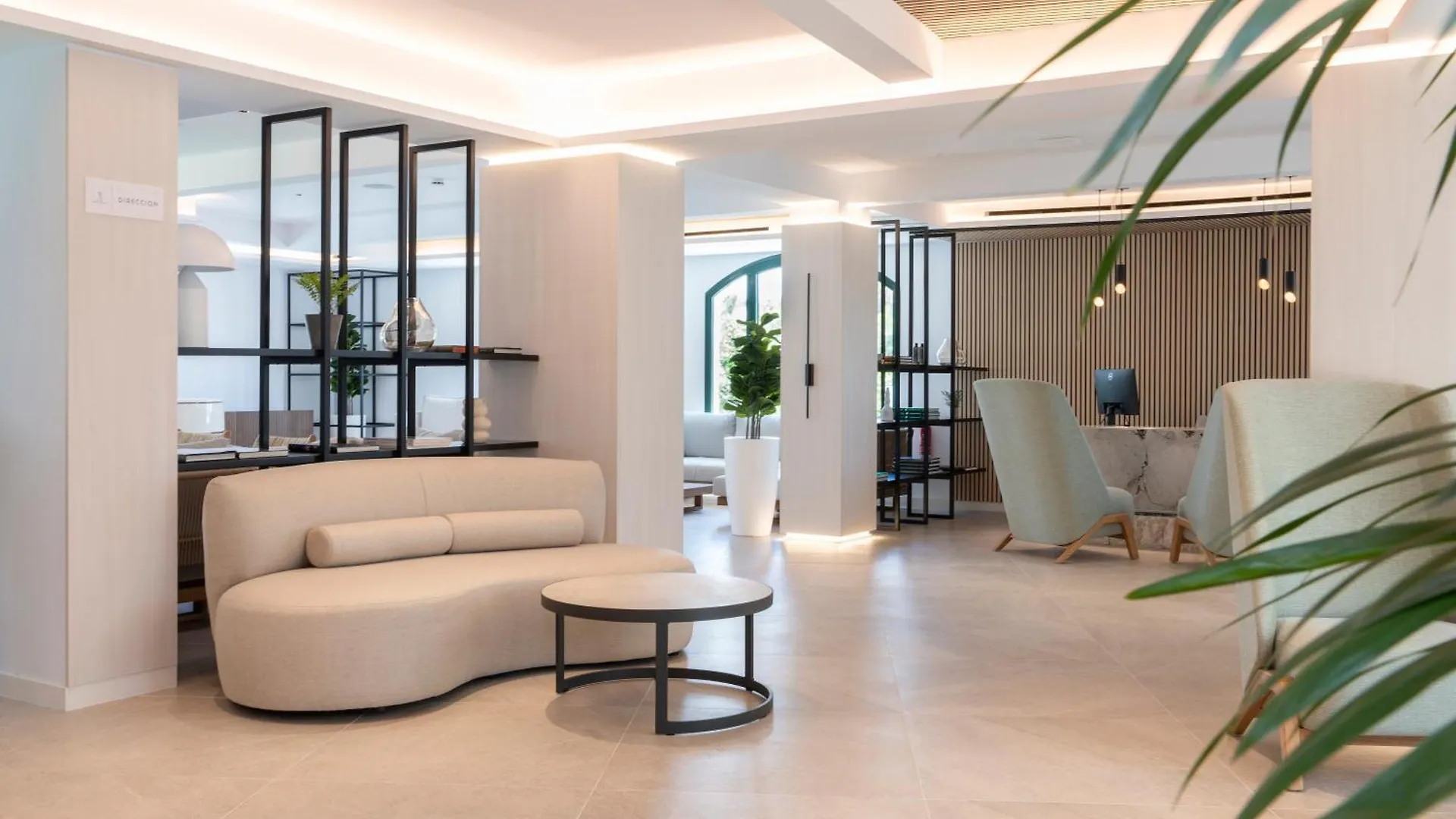 Valentin Somni Hotel & Suites (Adults Only) Peguera 4*,